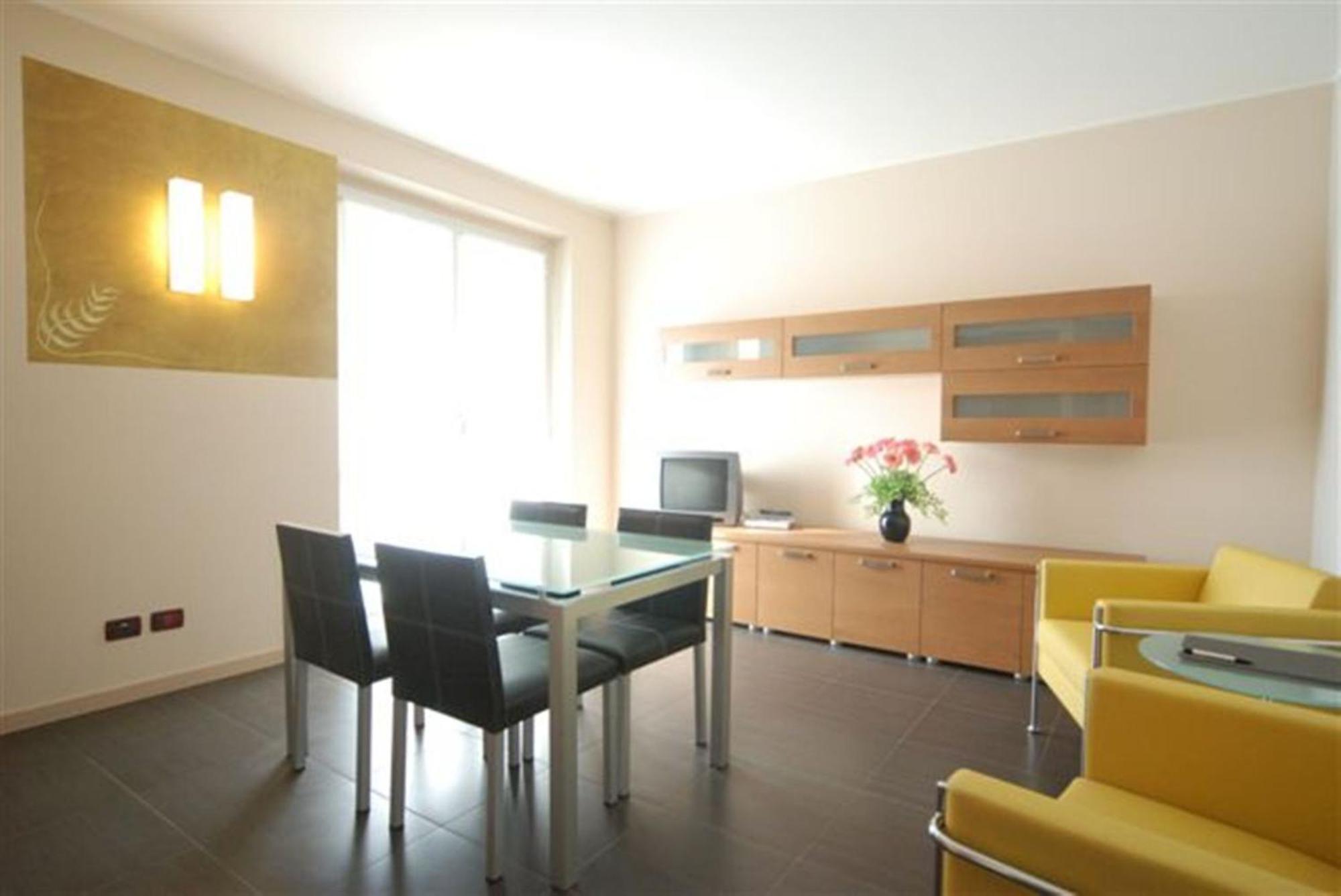 Residence & Suites Solaf Bonate di Sopra Exterior photo